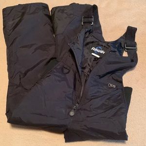 Rawik Youth Boys Size Small Snow Bibs in excellent used condition.